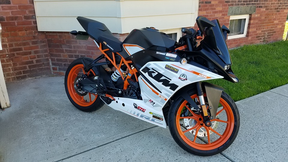 2015 RC390
